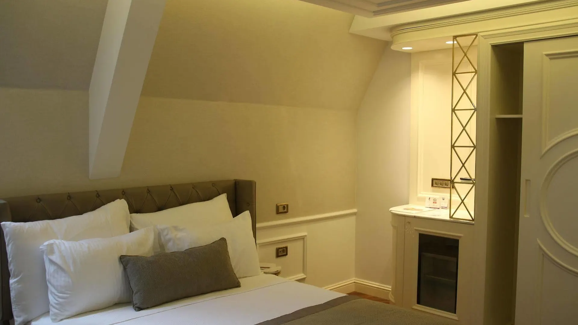 ****  Mina Hotel - Special Category Istanbul Turkey