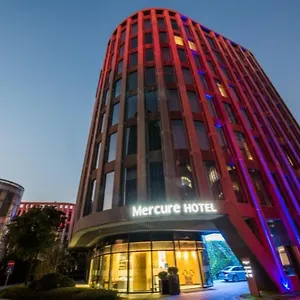 Hotel Mercure Hongqiao Railway Station ****